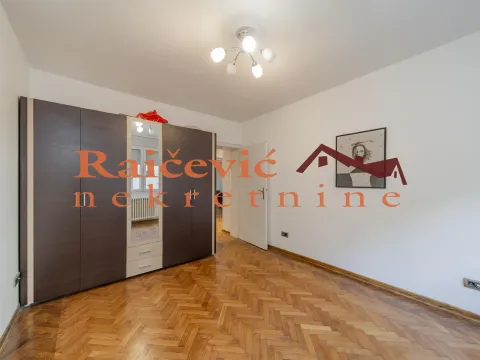 Sale, three bedroom apartment, 64m², Kalenić Pijaca, Vračar Sve Podlokacije - image 17