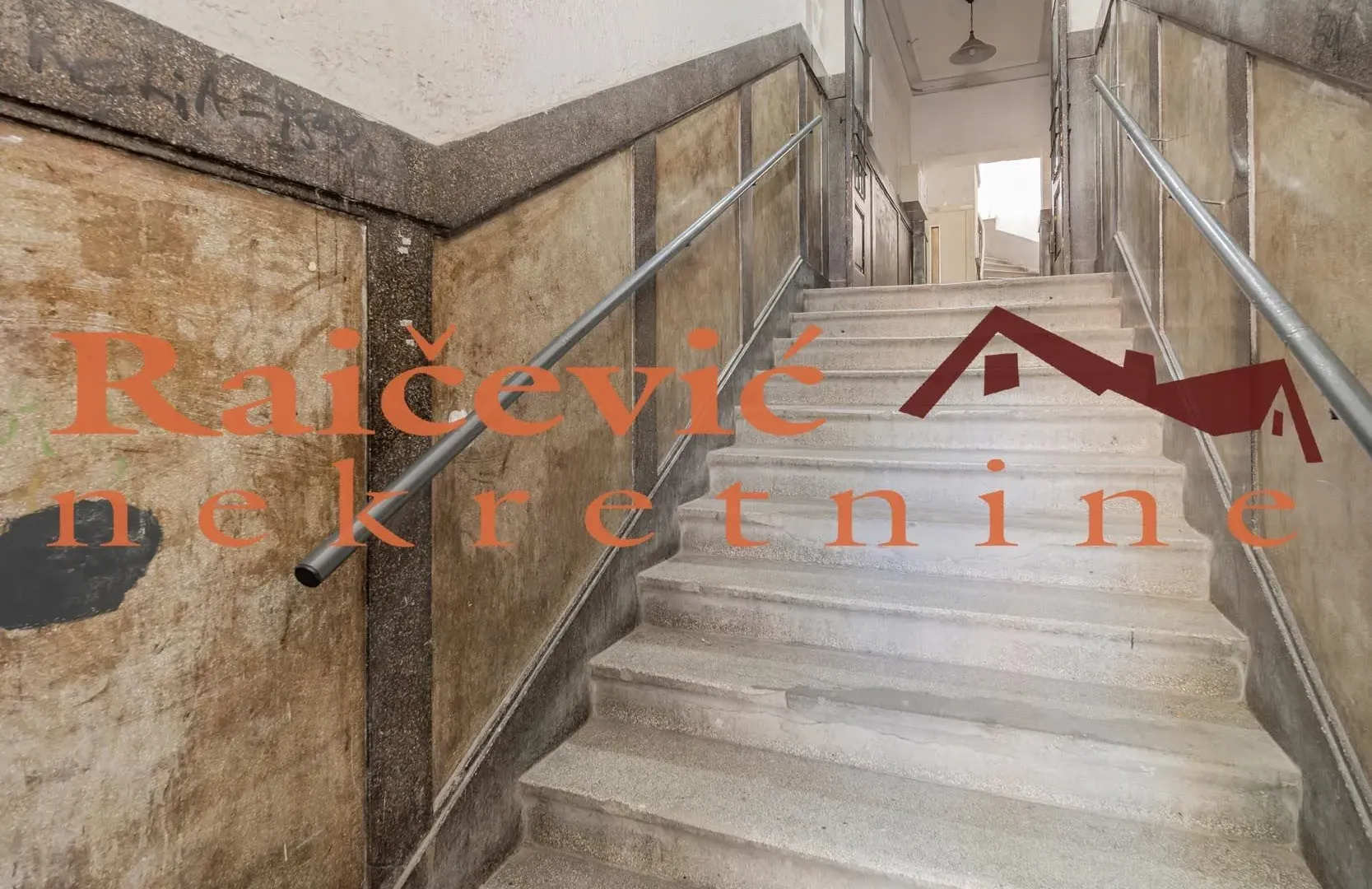Sale, two bedroom apartment, 44m², Cvetni Trg, Vračar Sve Podlokacije