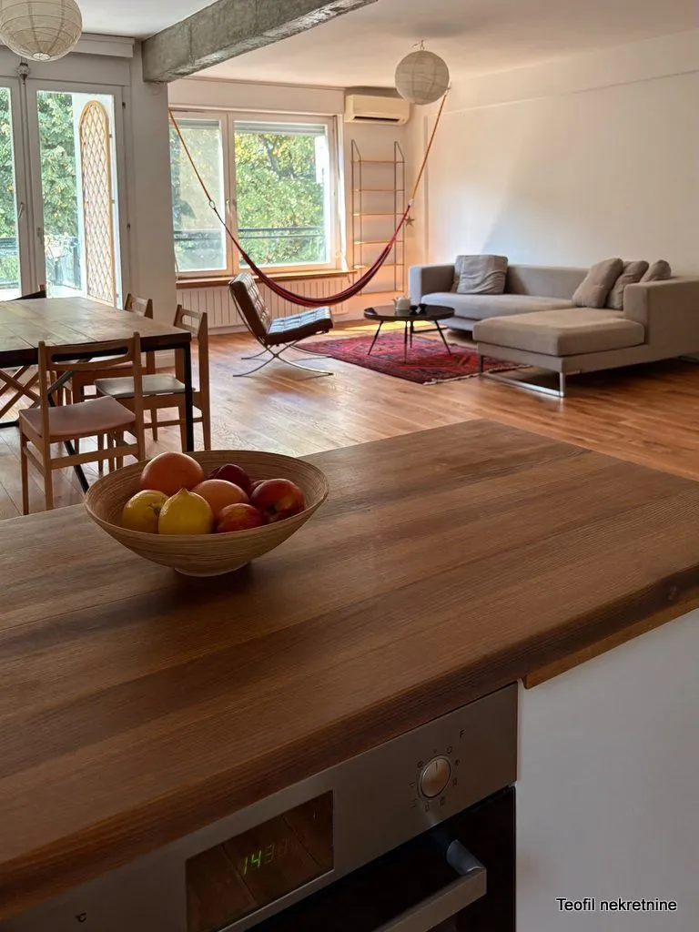 Rent, two bedroom apartment, 70m², Stari Grad, Beograd