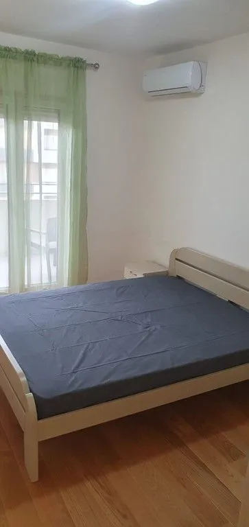 Rent, two bedroom apartment, 69m², Central Point, Podgorica