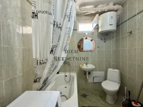 Rent, two bedroom apartment, 62m², Centar, Bar - image 7