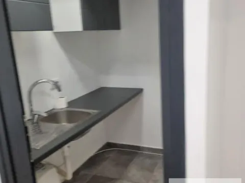 Rent, office space, 212m², Tašmajdan, Palilula Sve Podlokacije - image 10