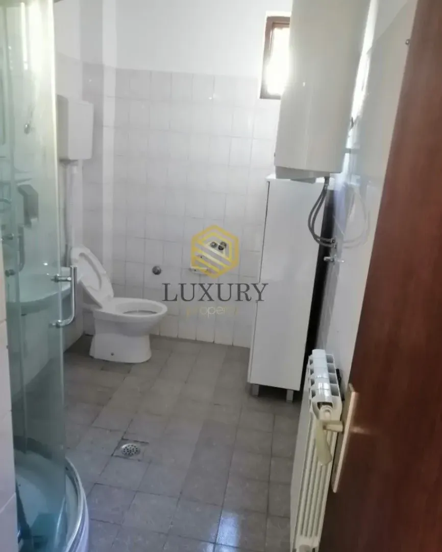 Rent, house, 300m², City Kvart, Podgorica