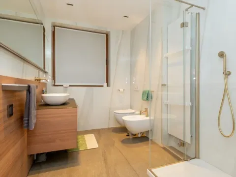 Sale, house, 500m², Podgorica, Crna Gora - image 12