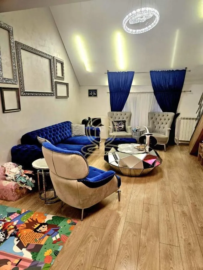 Izdavanje, trosoban stan, 80m², Bogoslovija, Palilula Sve Podlokacije