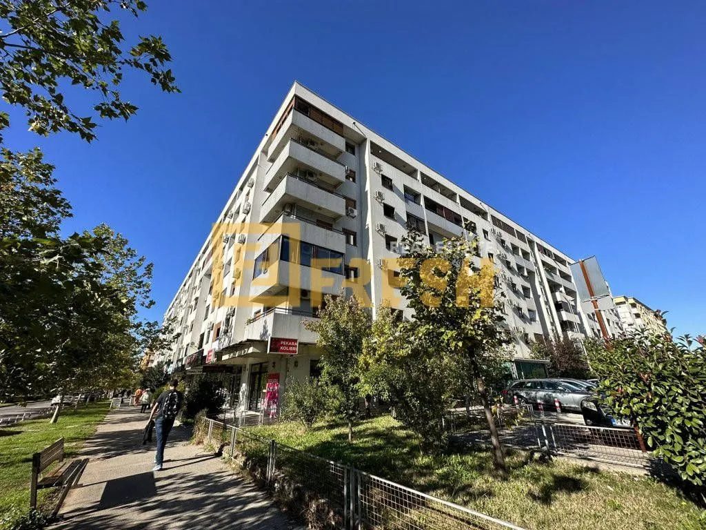 Izdavanje, poslovni prostor, 75m², Stari Aerodrom, Podgorica