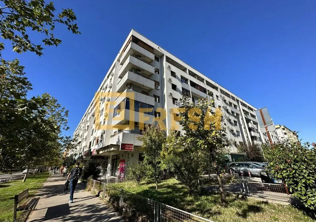 Izdavanje, poslovni prostor, 75m², Stari Aerodrom, Podgorica