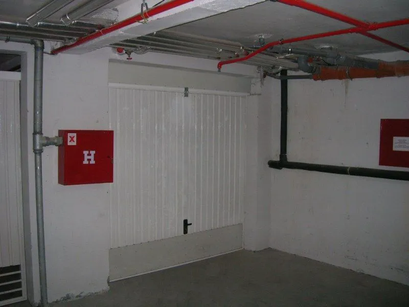 Rent, parking/garage, 12m², Voždovac Sve Podlokacije, Beograd