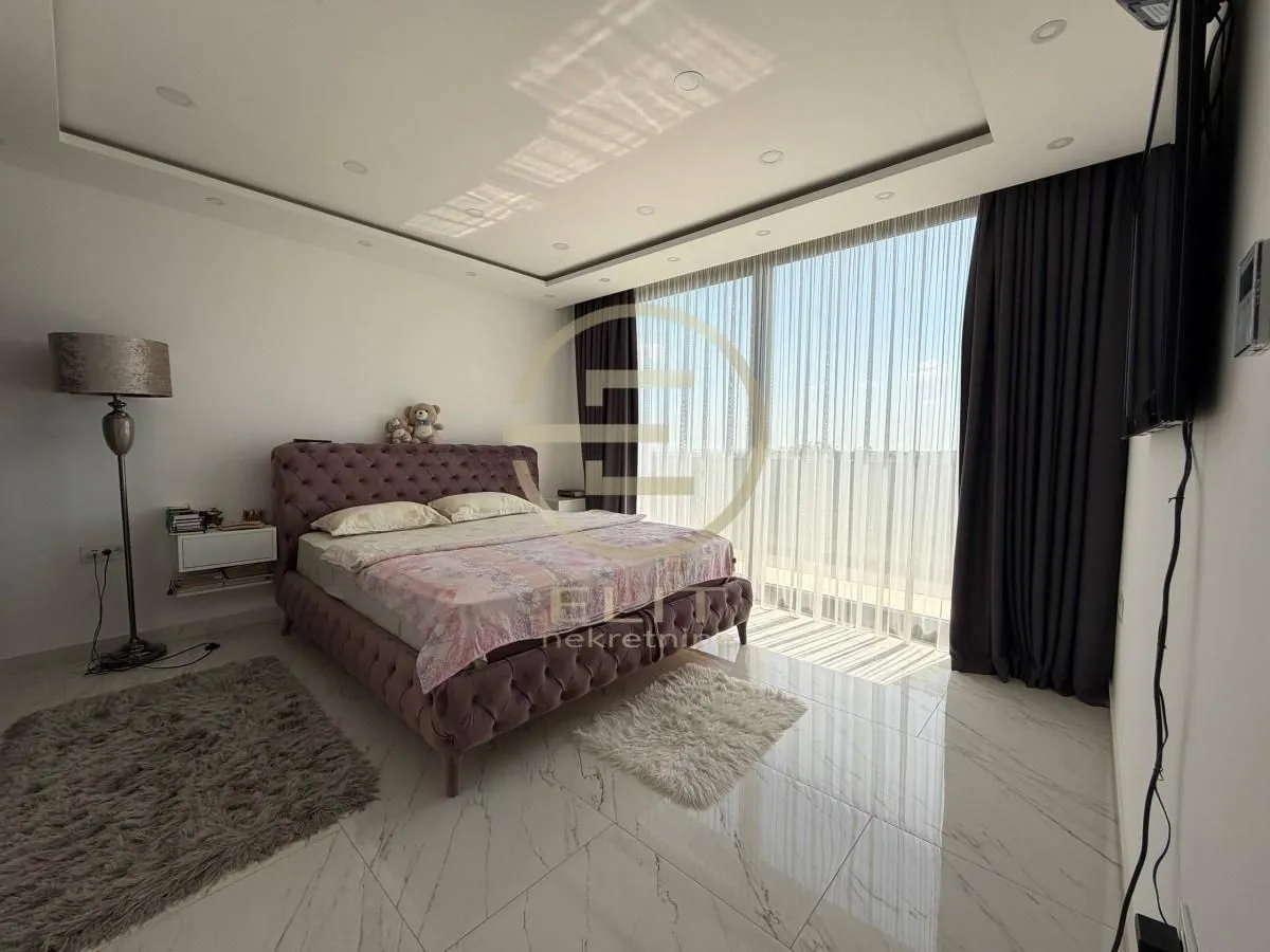 Prodaja, kuća, 173m², Sremska Kamenica, Petrovaradin