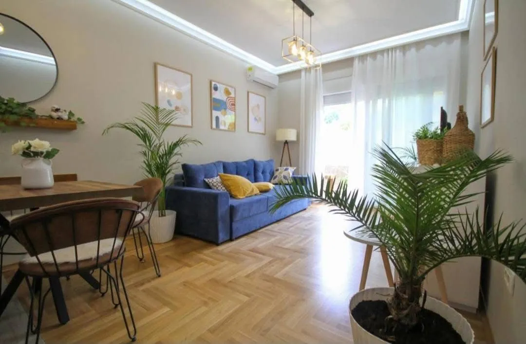 Rent, one bedroom apartment, 38m², Kalimanj, Tivat
