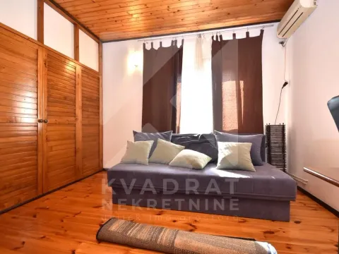 Rent, house, 250m², Stari Aerodrom, Podgorica - image 13