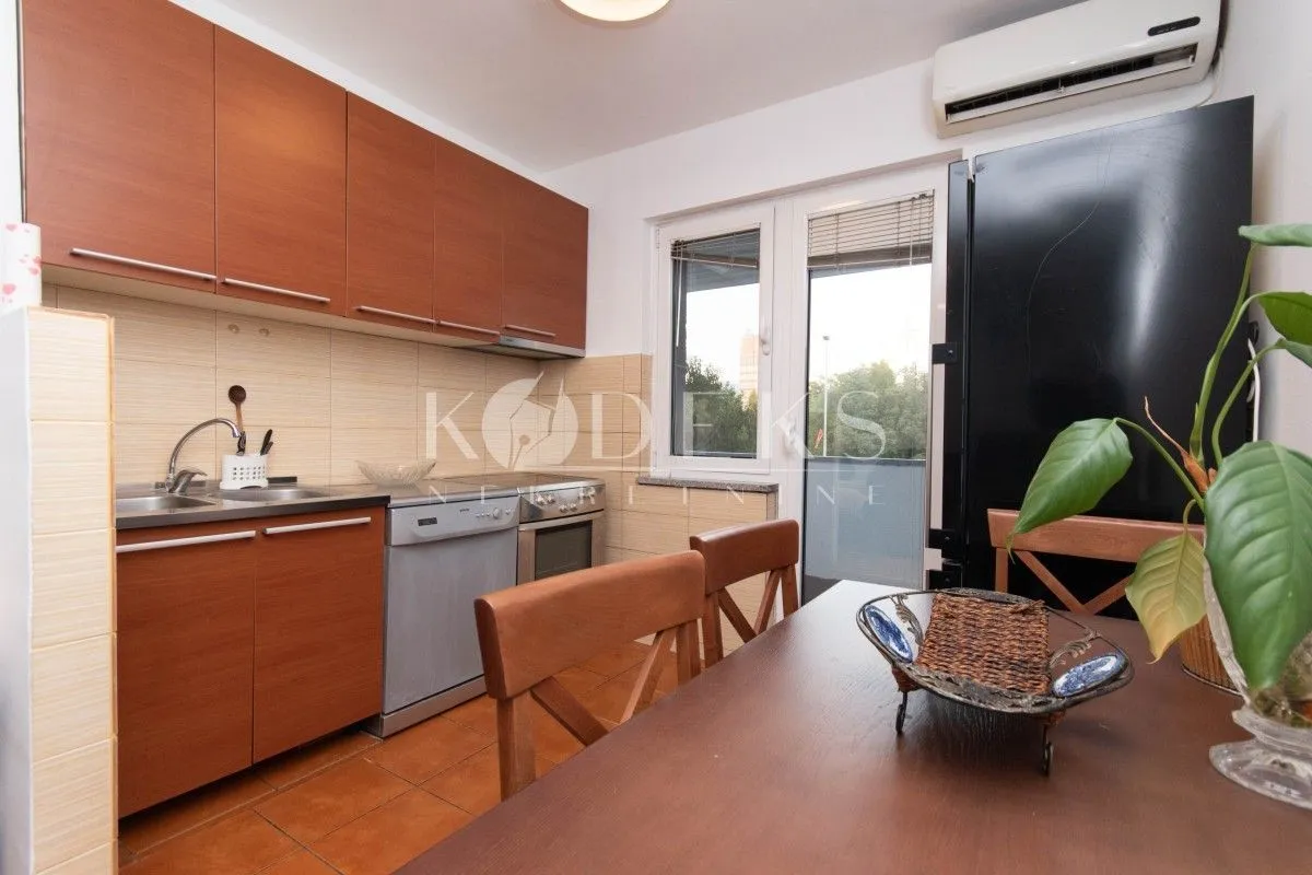 Rent, one bedroom apartment, 45m², Preko Morače, Podgorica
