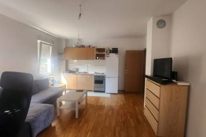 Prodaja, dvosoban stan, 44m², Cvetkova Pijaca, Zvezdara Sve Podlokacije