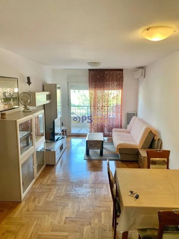 Prodaja, dvosoban stan, 74m², Bar, Crna Gora