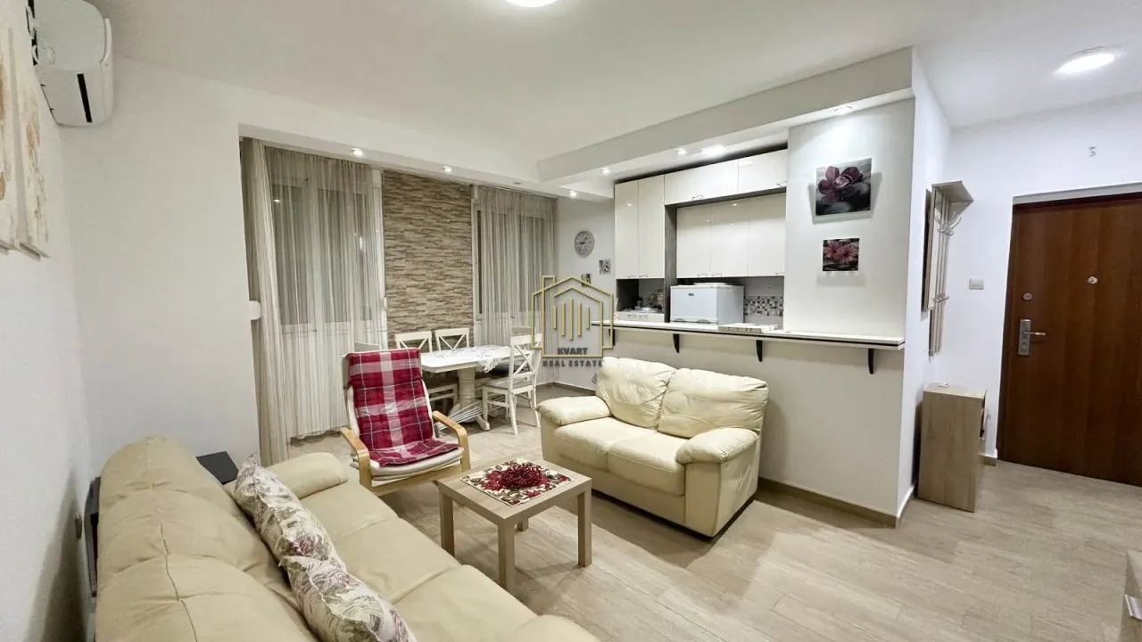 Izdavanje, dvosoban stan, 56m², Centar, Bar