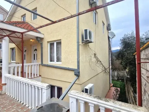 Prodaja, kuća, 190m², Tivat, Crna Gora - image 2