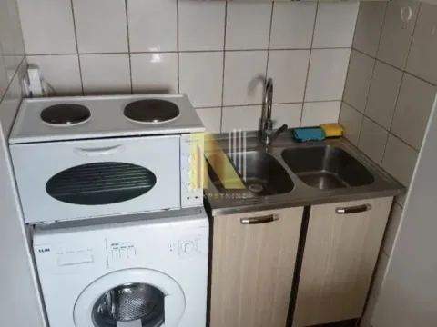 Izdavanje, garsonjera, 25m², Liman 3, Novi Sad Sve Podlokacije - image 5