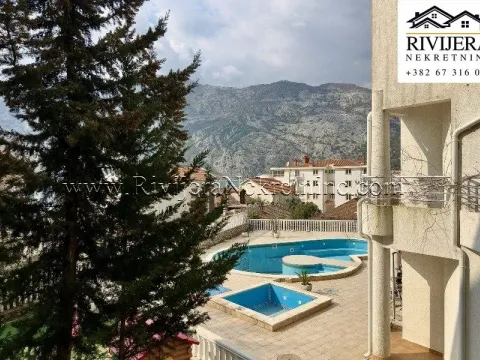 Prodaja, trosoban stan, 142m², Risan, Kotor - image 1