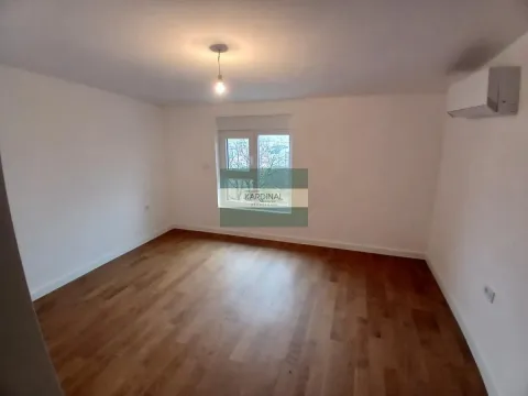 Prodaja, trosoban stan, 79m², Erdoglija, Kragujevac - image 5