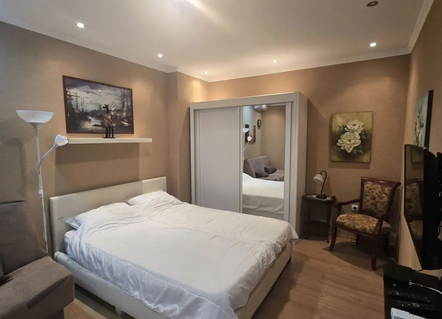 Izdavanje, stan, 35m², Donja Lastva, Tivat