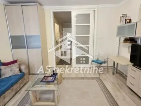 Rent, two bedroom apartment, 50m², Stari Grad, Beograd - image 3