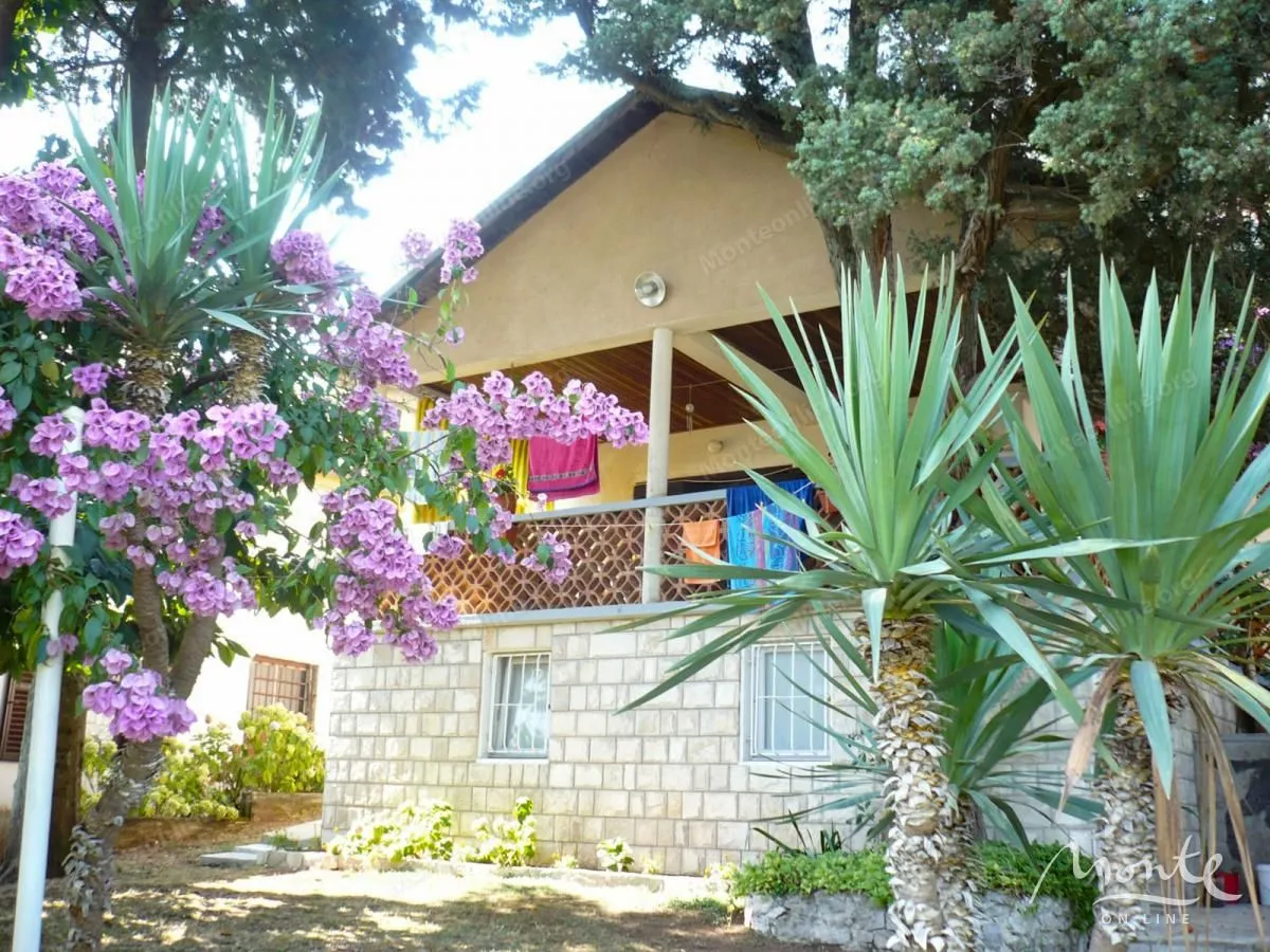 Prodaja, kuća, 77m², Stoliv, Kotor