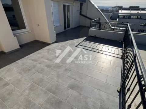 Prodaja, stan, 208m², Telep, Novi Sad Sve Podlokacije - image 1