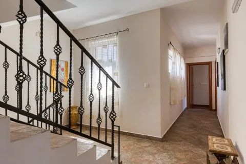 Prodaja, kuća, 495m², Bečići, Budva - image 8