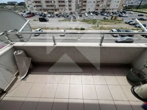 Izdavanje, dvosoban stan, 71m², Tuški Put, Podgorica - image 13