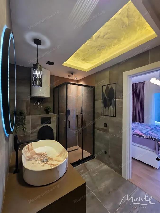 Sale, three bedroom apartment, 106m², Bečići, Budva