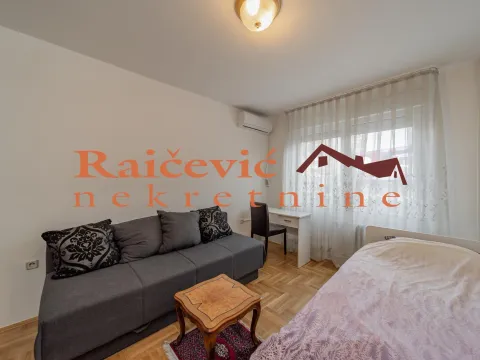 Prodaja, trosoban stan, 85m², Vračar Hram, Vračar Sve Podlokacije - image 14