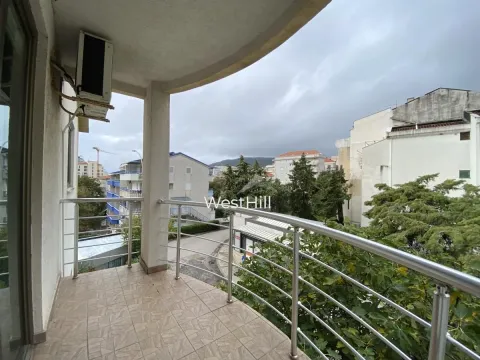 Prodaja, ugostiteljski objekat, 311m², Bečići, Budva - image 27