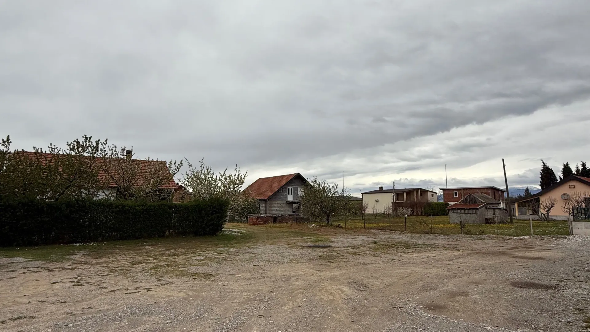 Izdavanje, plac, 1100m², Zeta, Podgorica