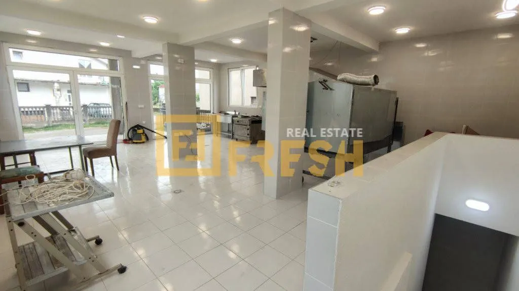 Izdavanje, poslovni prostor, 144m², Tološi, Podgorica