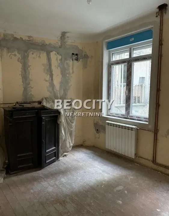 Prodaja, stan, 116m², Skadarlija, Beograd