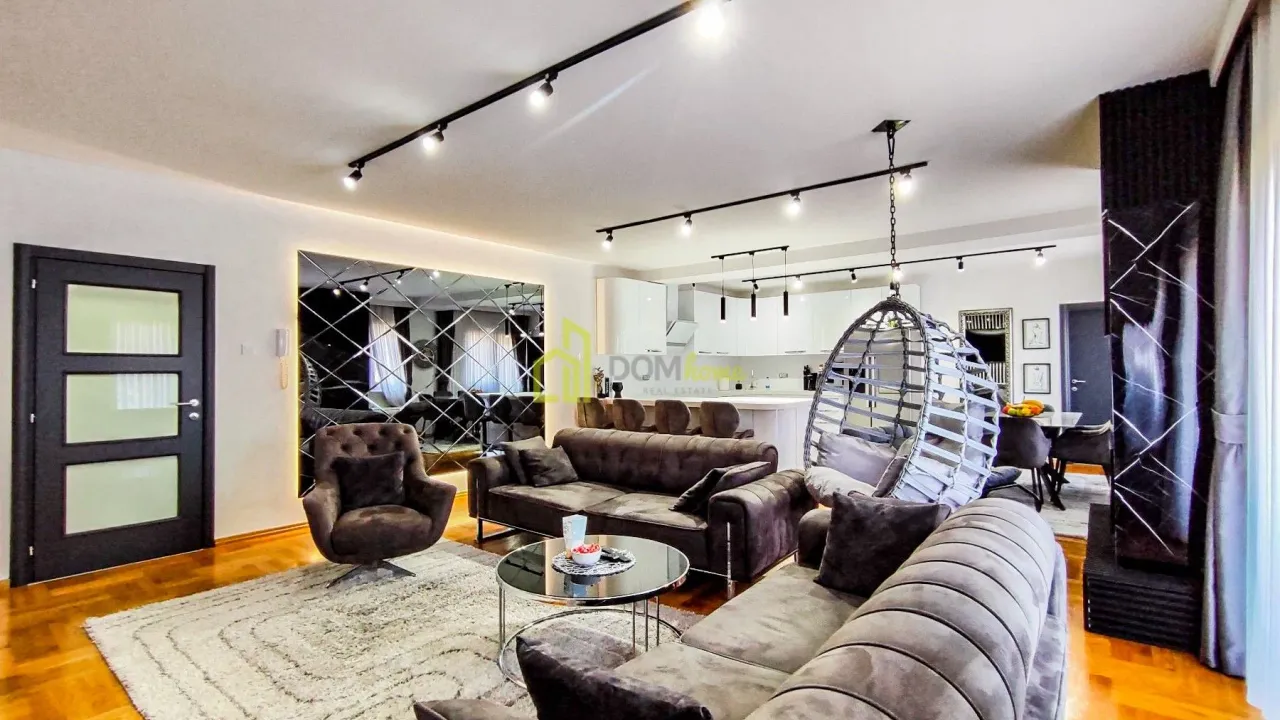 Prodaja, petosoban stan, 147m², Dalmatinska ulica, Podgorica