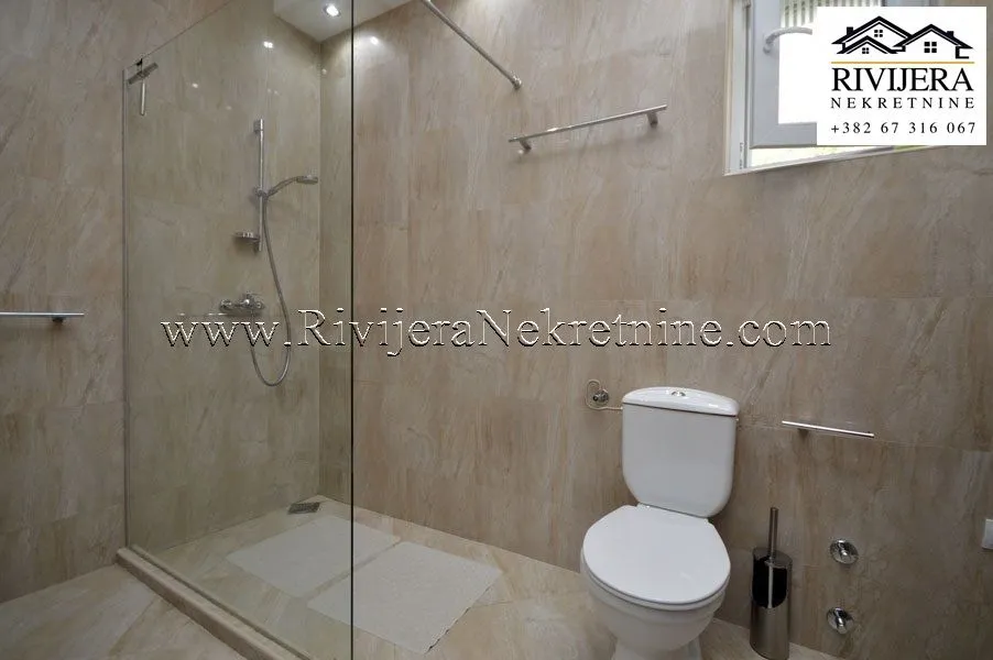 Prodaja, kuća, 252m², Kavač, Kotor