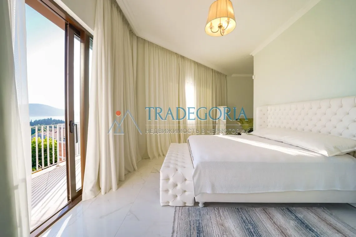Prodaja, kuća, 285m², Tivat, Crna Gora