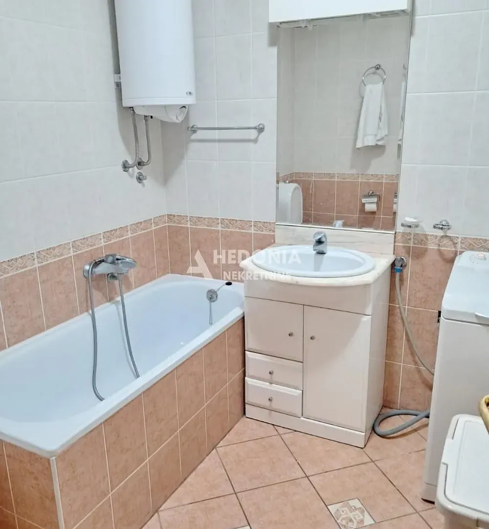 Rent, two bedroom apartment, 65m², Stari Grad, Beograd