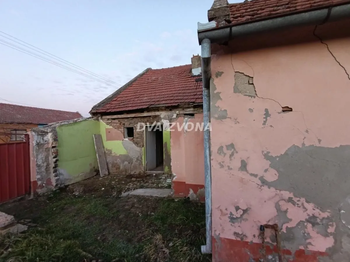 Prodaja, kuća, 108m², Novi Bečej, Zrenjanin