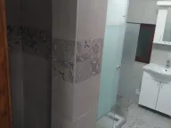 Izdavanje, trosoban stan, 75m², Autokomanda, Voždovac Sve Podlokacije - image 5