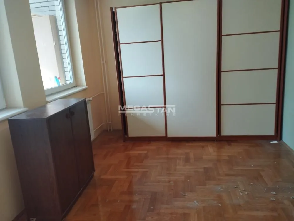 Rent, four bedroom apartment, 112m², Novi Beograd Blok 29, Novi Beograd Sve Podlokacije