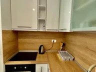 Izdavanje, jednosoban stan, 47m², City Kvart, Podgorica - image 3