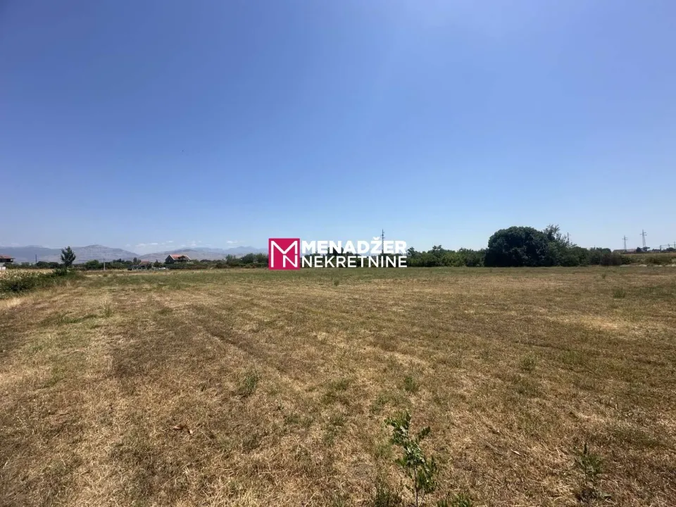 Prodaja, plac, 10500m², Zeta, Podgorica