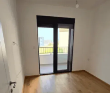 Sale, one bedroom apartment, 43m², Bečići, Budva - image 5