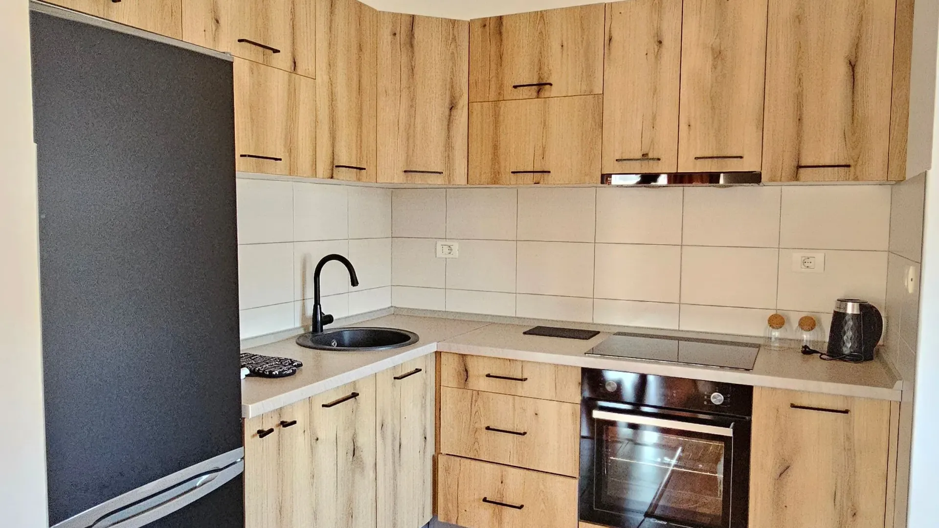Rent, two bedroom apartment, 64m², City Kvart, Podgorica
