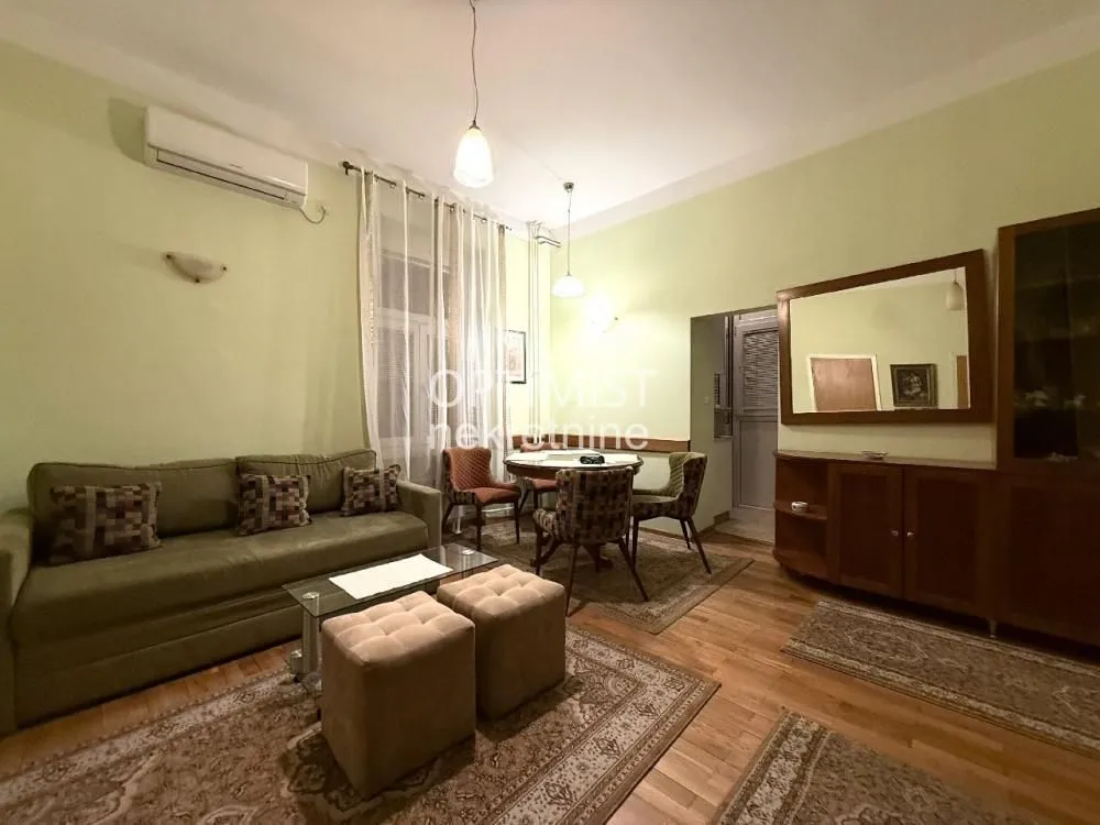 Rent, two bedroom apartment, 45m², Stari Grad, Beograd