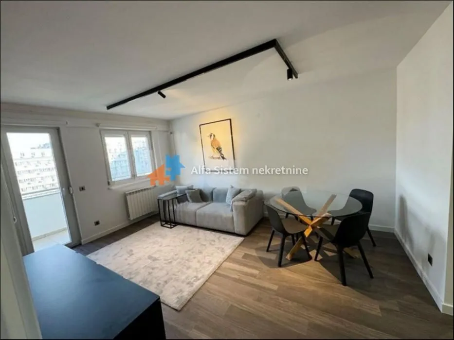 Izdavanje, dvosoban stan, 53m², Sarajevska, Beograd