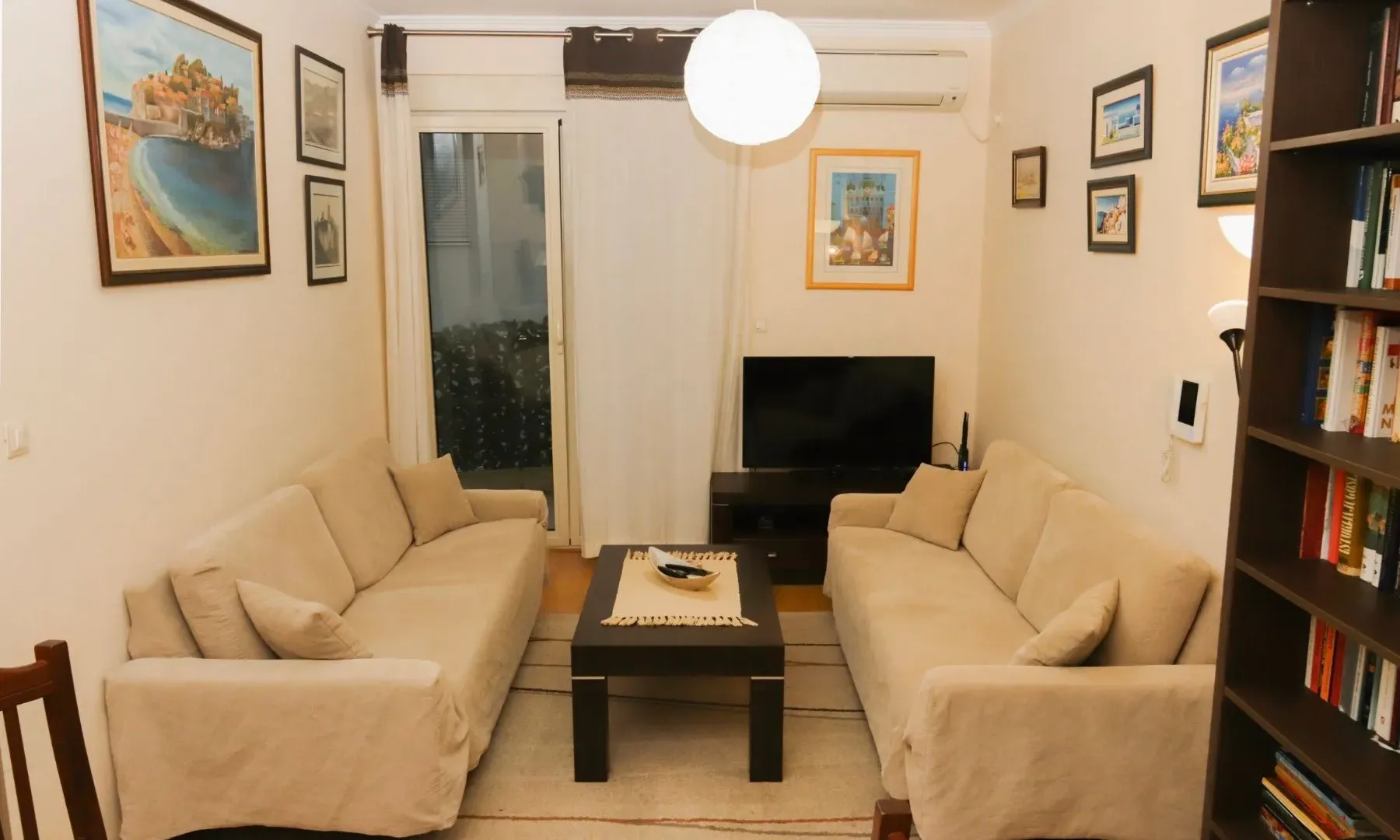 Izdavanje, dvosoban stan, 50m², Budva, Crna Gora