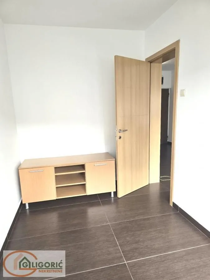 Rent, office space, 41m², Poštanska Štedionica, Palilula Sve Podlokacije
